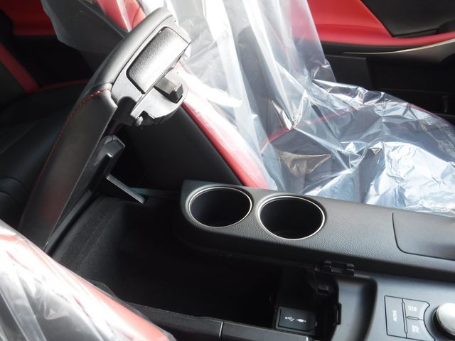 TOYOTA LEXUS IS300h 2015