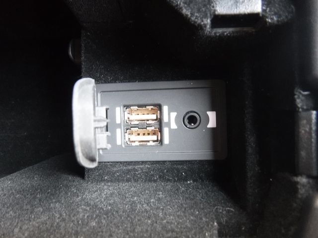 TOYOTA LEXUS IS300h 2015