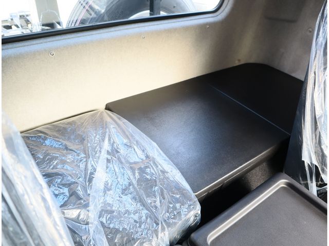 MITSUBISHI FUSOU FIGHTER 2025