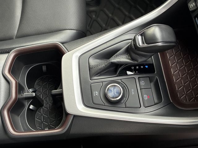 TOYOTA RAV4 HYBRID 4WD 2024