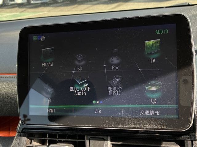 TOYOTA SIENTA HYBRID 2017