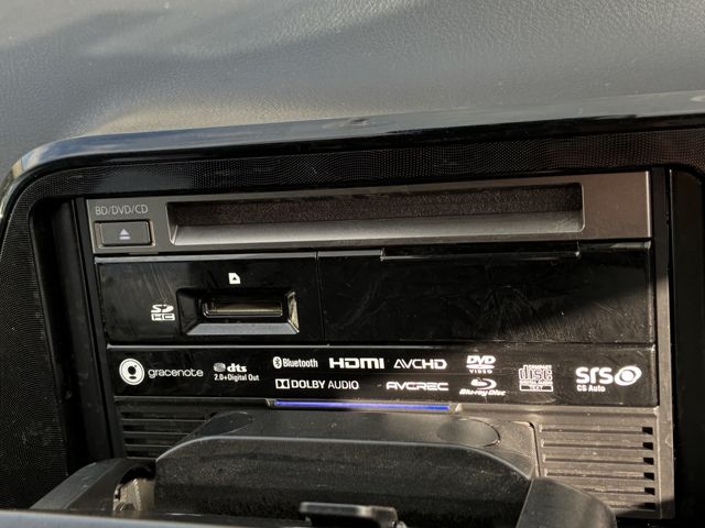 TOYOTA SIENTA HYBRID 2017