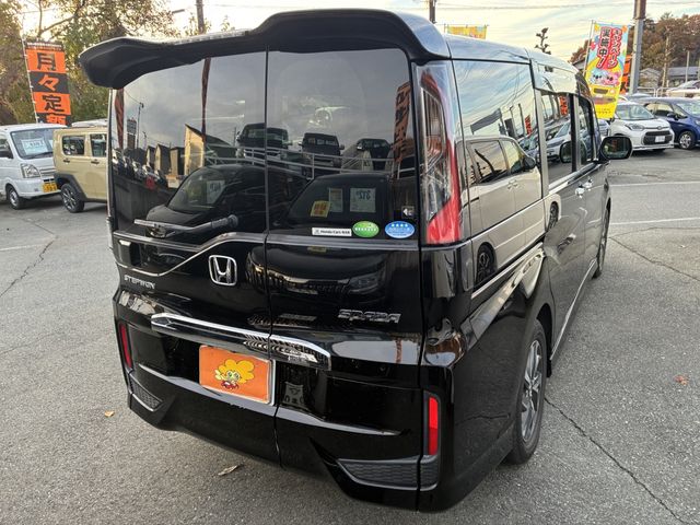 HONDA STEPWAGON SPADA 2016