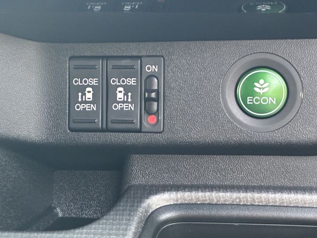 HONDA STEPWAGON SPADA 2016