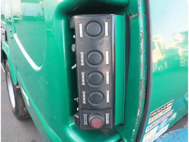 MITSUBISHI CANTER 2019