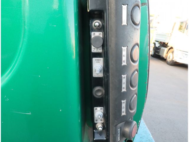 MITSUBISHI CANTER 2019