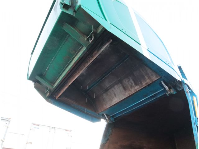 MITSUBISHI CANTER 2019