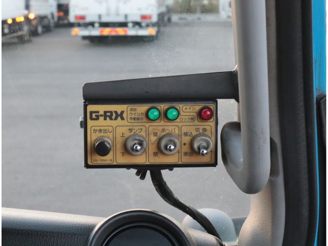 MITSUBISHI CANTER 2019