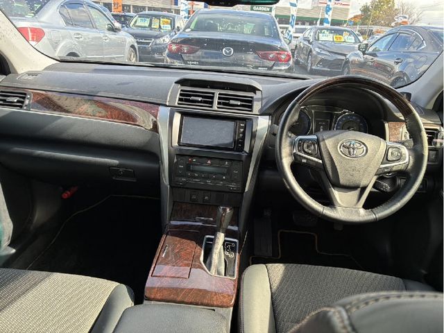 TOYOTA CAMRY HYBRID 2015