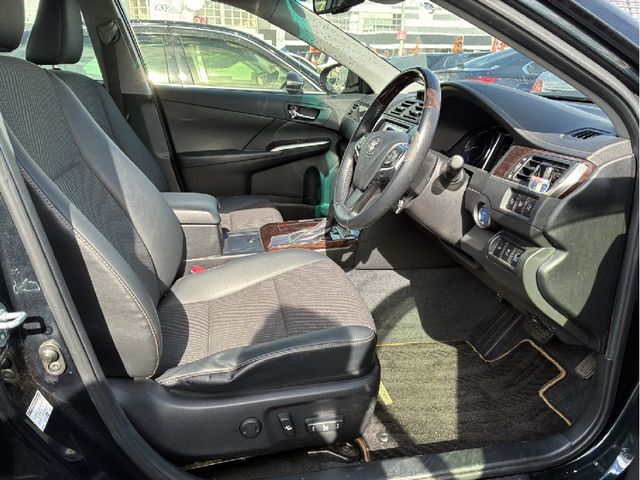 TOYOTA CAMRY HYBRID 2015