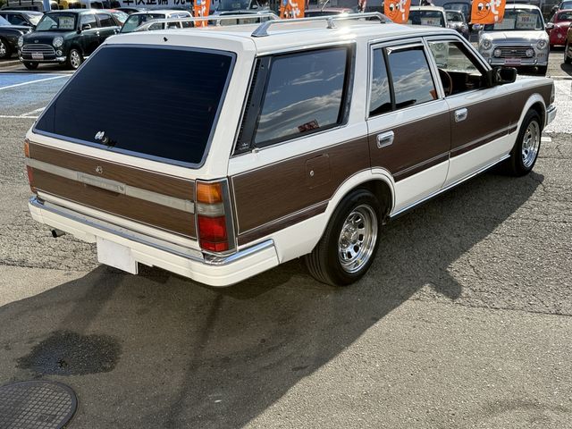 NISSAN GLORIA wagon 1996