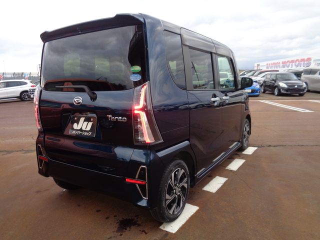 DAIHATSU TANTO CUSTOM 2021