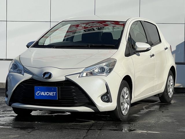 TOYOTA VITZ 2020