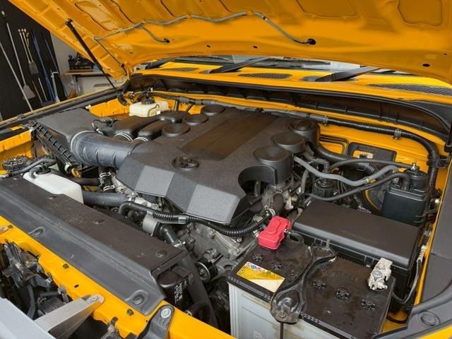 TOYOTA FJ CRUISER 4WD 2011