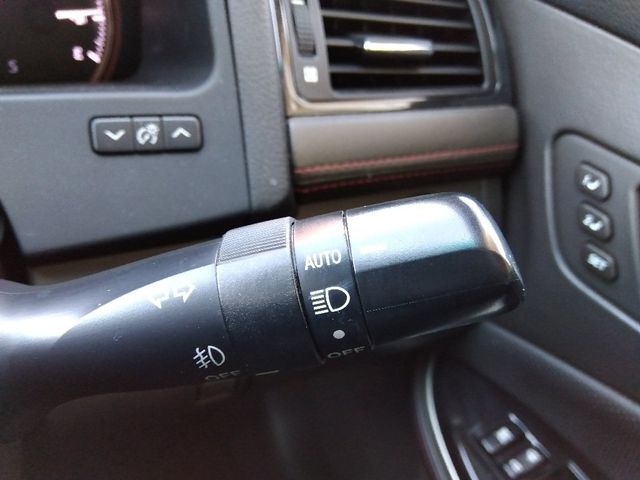 TOYOTA CROWN sedan 2010