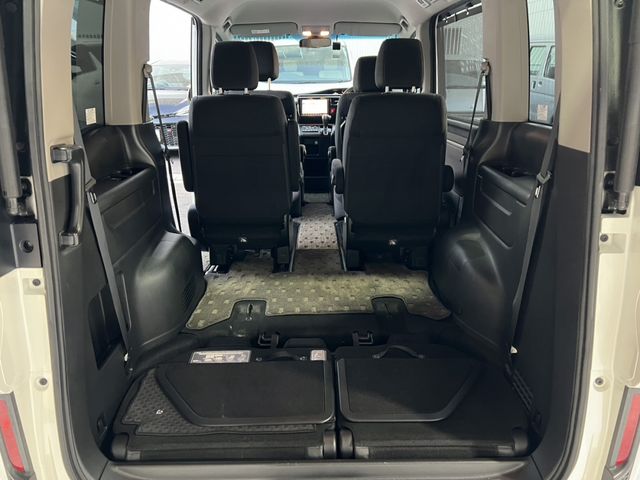 HONDA STEPWAGON SPADA 2016