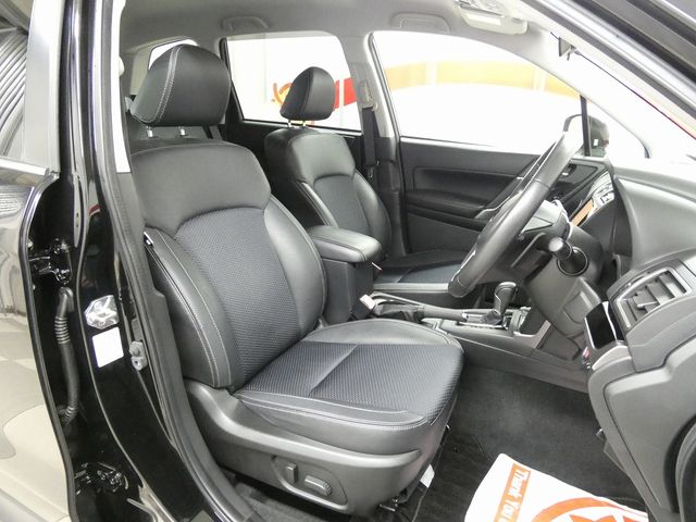 SUBARU FORESTER 2016