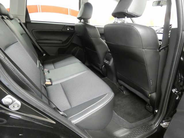 SUBARU FORESTER 2016