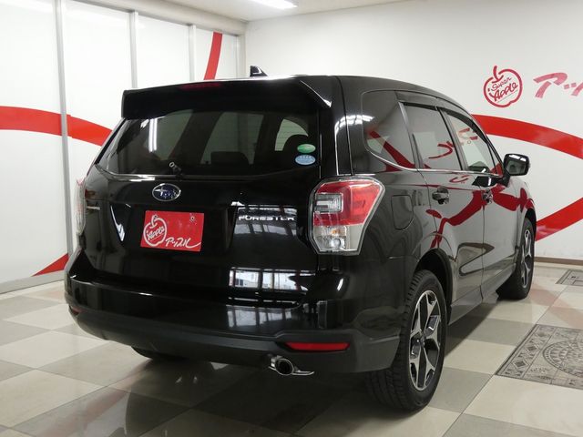 SUBARU FORESTER 2016