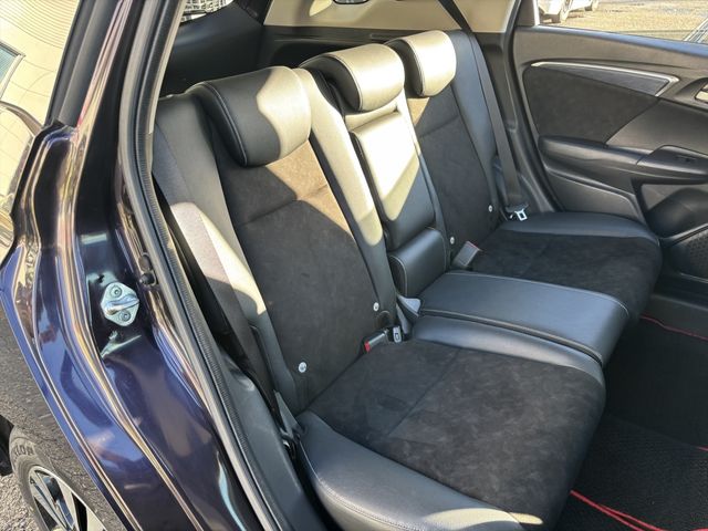 HONDA SHUTTLE HYBRID 2019