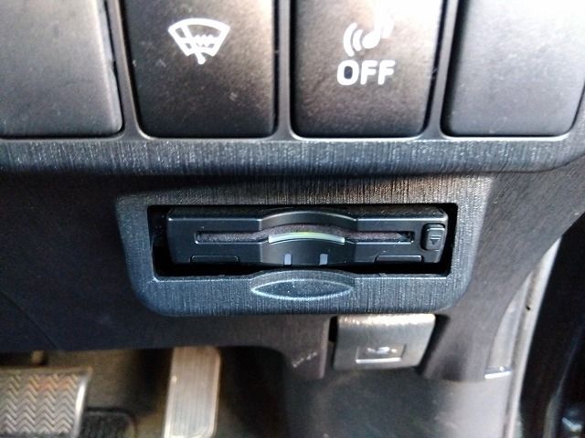 TOYOTA PRIUS Alpha 2015