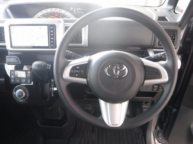 TOYOTA PIXIS MEGA 2021