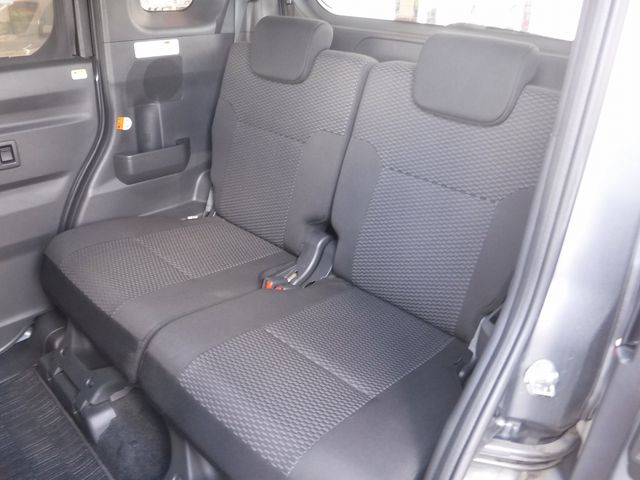 TOYOTA PIXIS MEGA 2021