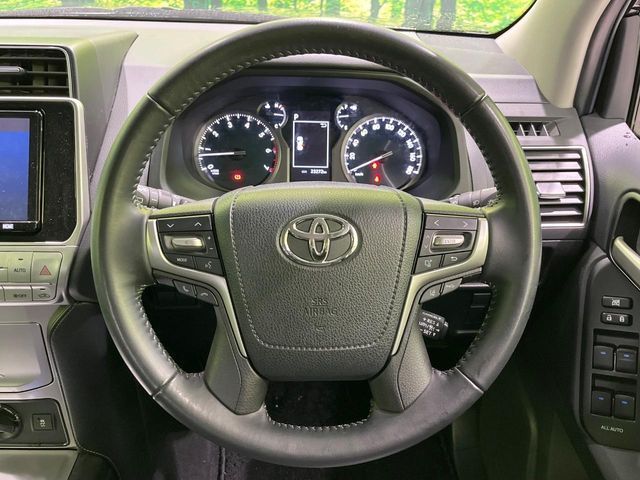 TOYOTA LANDCRUISER PRADO 2023