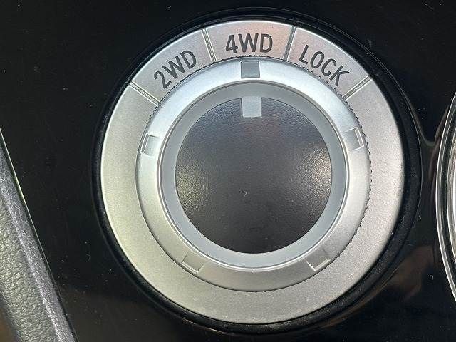 MITSUBISHI DELICA D:5 4WD 2014