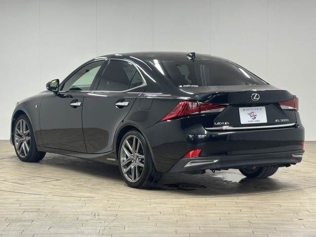TOYOTA LEXUS IS300h 2017