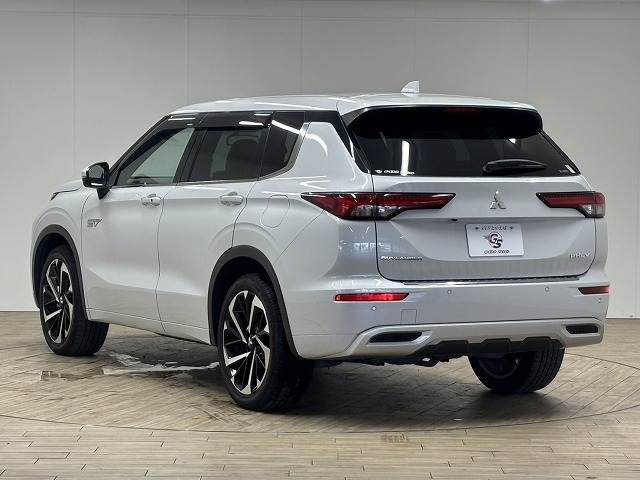 MITSUBISHI OUTLANDER PHEV 2022