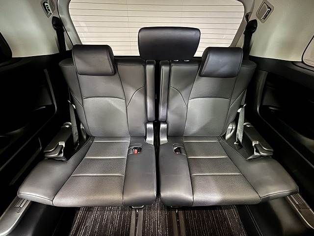 TOYOTA VELLFIRE 2020