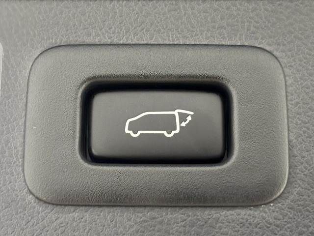 TOYOTA VELLFIRE 2020