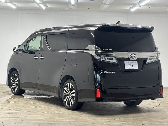 TOYOTA VELLFIRE 2020