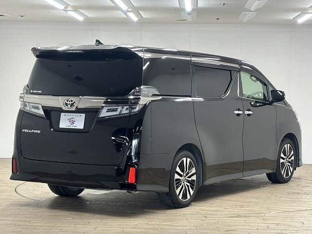 TOYOTA VELLFIRE 2020