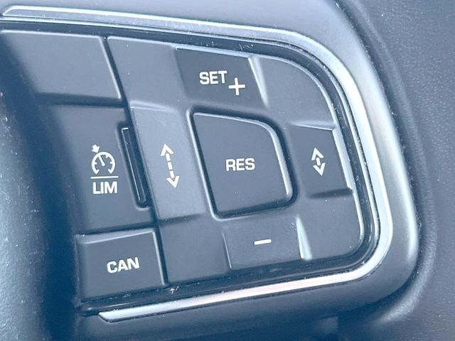 JAGUAR JAGUAR E-PACE 2018