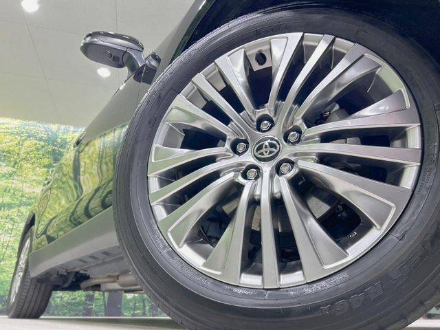 TOYOTA HARRIER HYBRID 2023