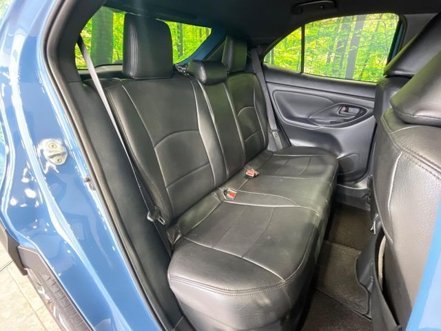 TOYOTA YARIS CROSS HYBRID 2023