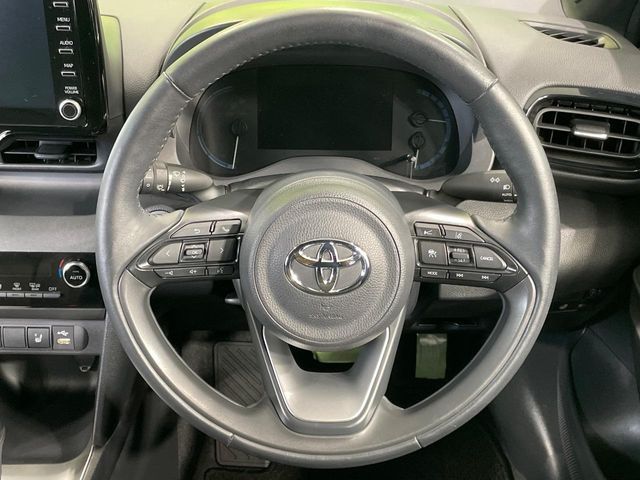 TOYOTA YARIS CROSS HYBRID 2023