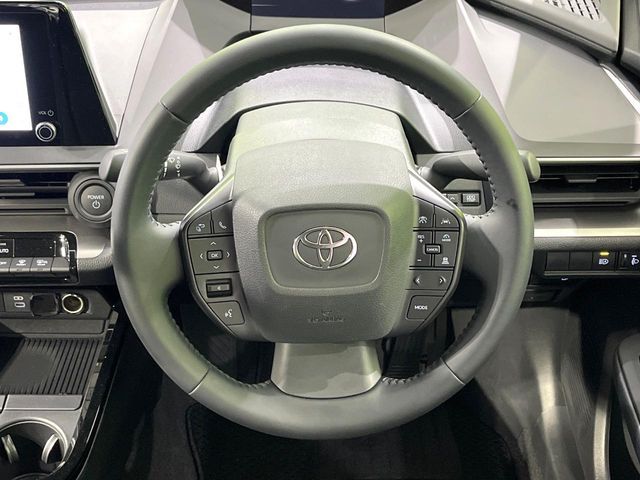 TOYOTA PRIUS 2025