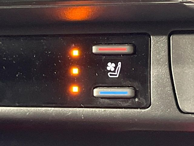 TOYOTA RAV4 HYBRID 4WD 2023