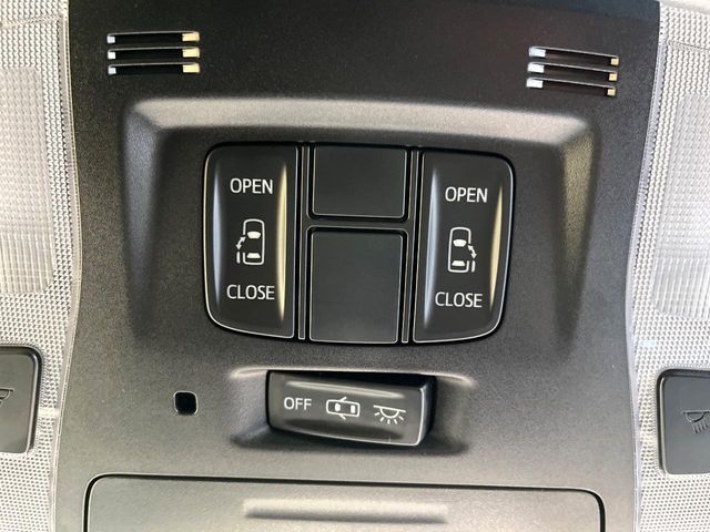 TOYOTA VELLFIRE 2016