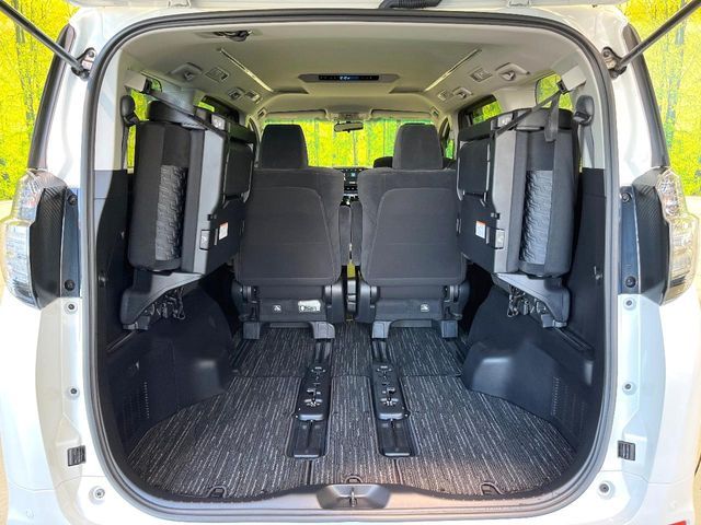 TOYOTA VELLFIRE 2016