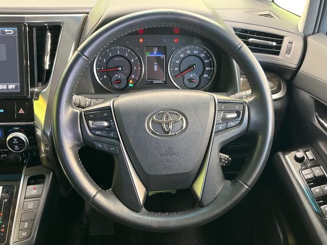 TOYOTA VELLFIRE 2016