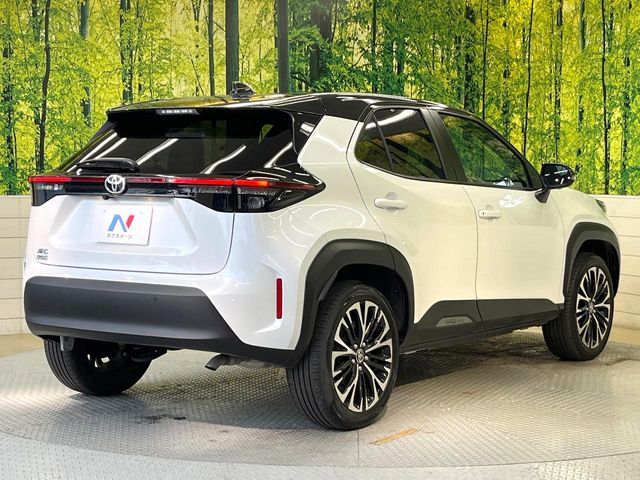 TOYOTA YARIS CROSS 2025