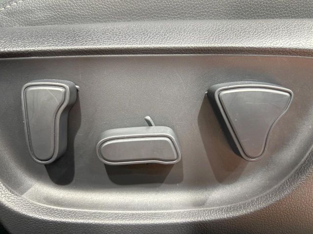 TOYOTA YARIS CROSS 2025