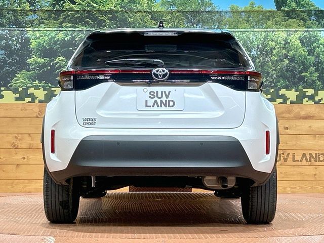 TOYOTA YARIS CROSS 2025