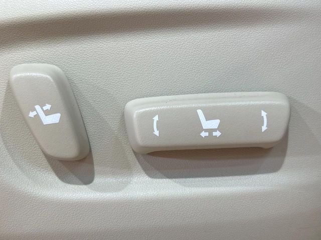 TOYOTA LANDCRUISER PRADO 2023