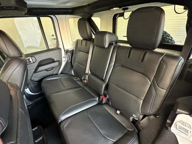 JEEP JEEP WRANGLER UNLIMITED 2023