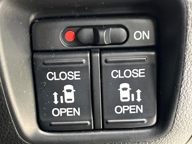 HONDA N BOX CUSTOM 2015